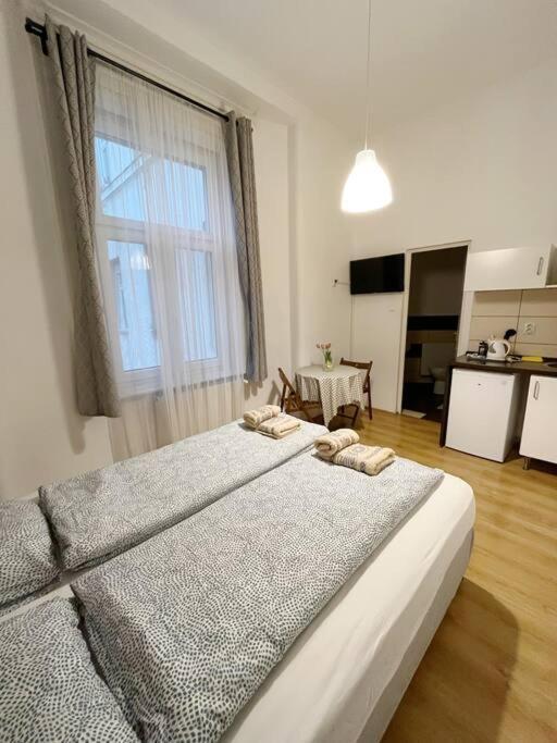 12# Sunflower Cozy Apartment Budapest Exterior photo